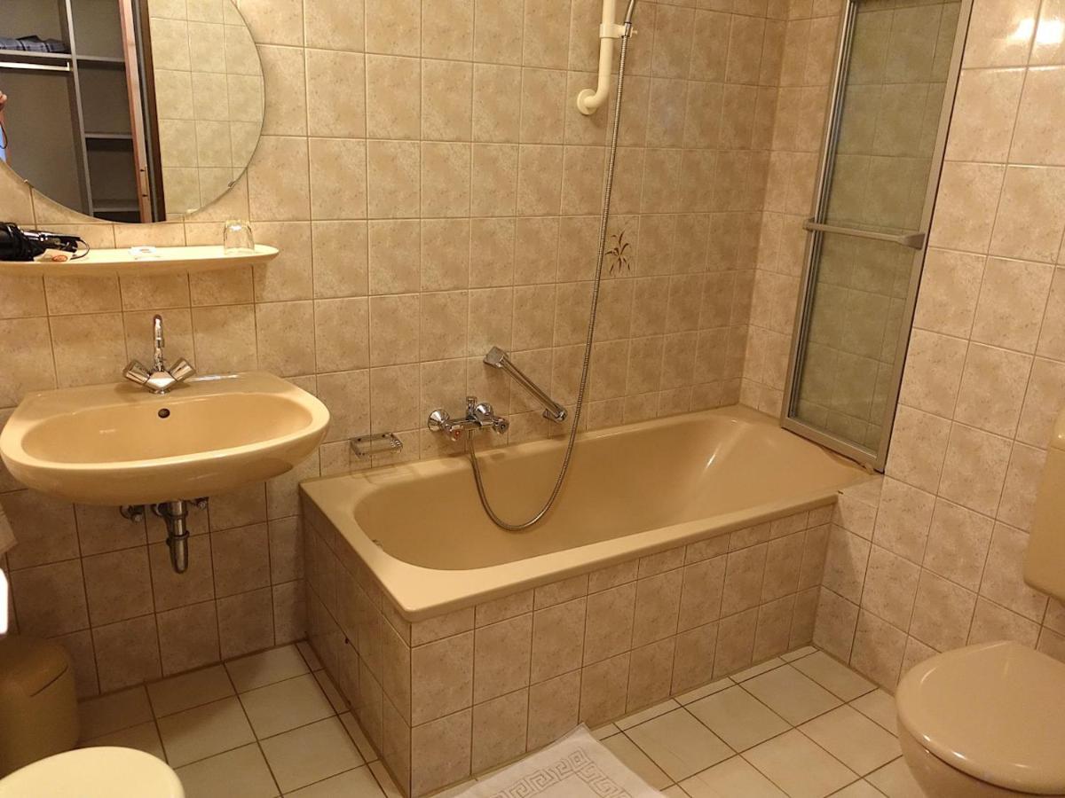 Parkhotel Wuerselen Вюрзелен Экстерьер фото